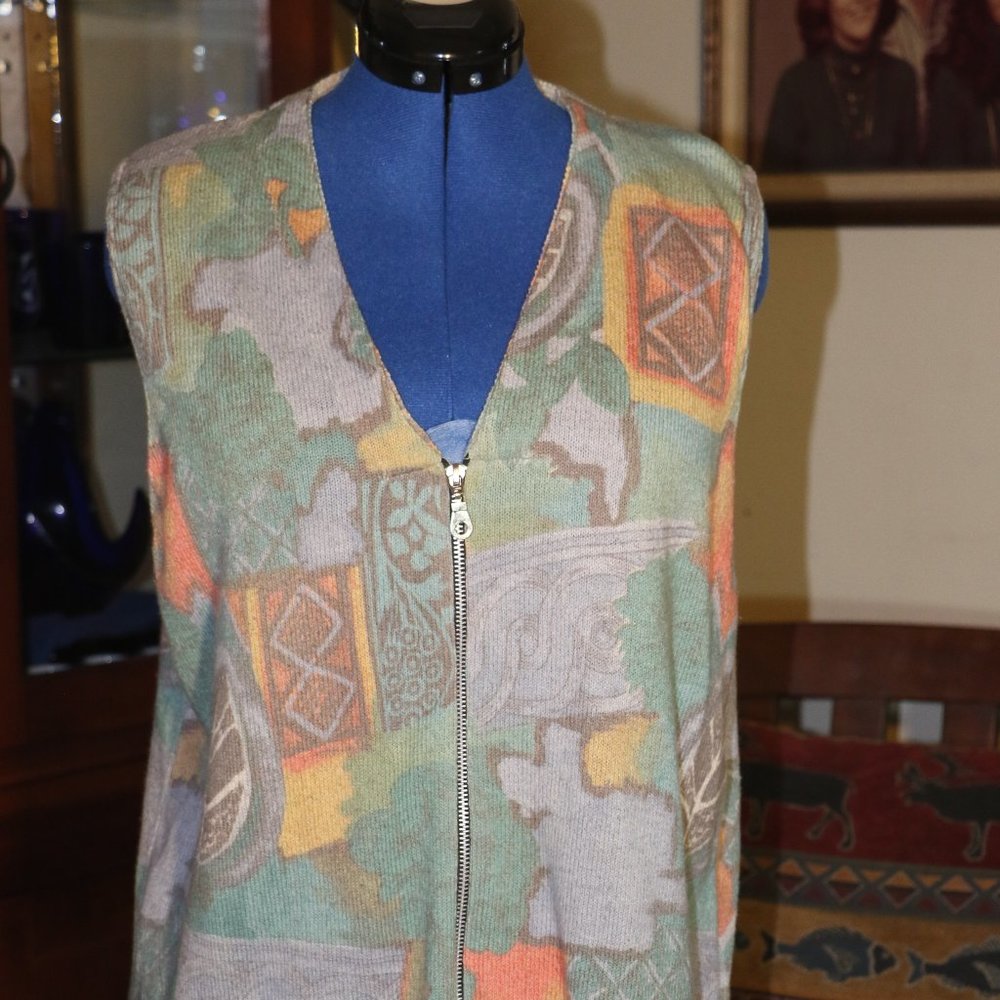 Women's Gabriella T Floral Pattern Sweater Vest- 1X